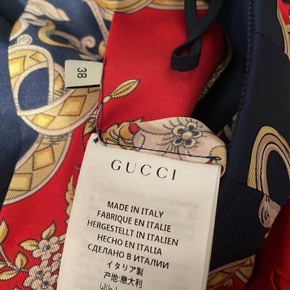 Gucci NWT Pleated skirt red navy gold printed 38 100% silk made in Italy - Picture 14 of 16